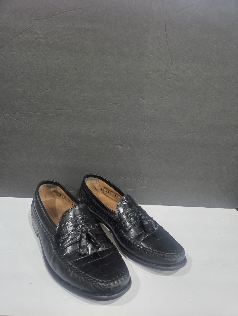 Fĺorsheim Men's Black Tassel Loafers - Classic Leather Sz.9,1/2 D